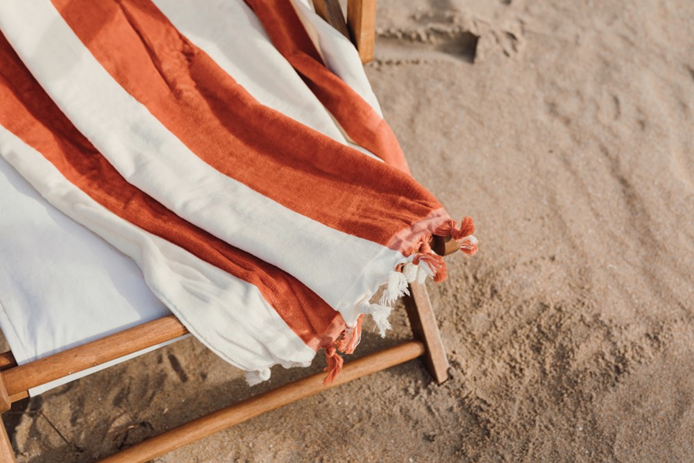 VINGA Valmer strand handdoek